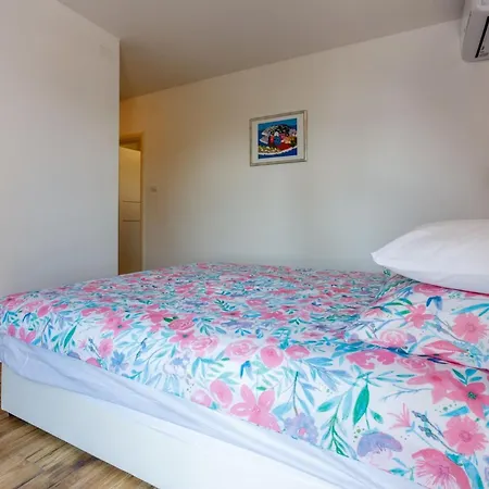 Melanie 3 - Hr-10472-02 By Interhome Appartement Crikvenica